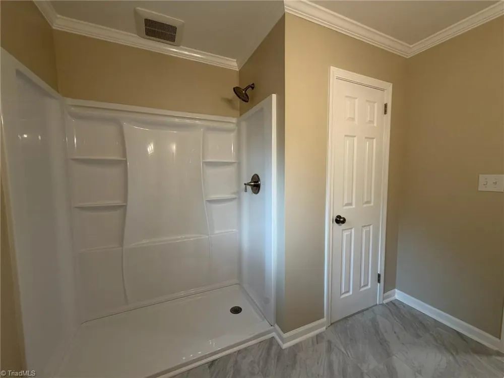 2701 Tudor Road Winston-Salem, NC 27106
