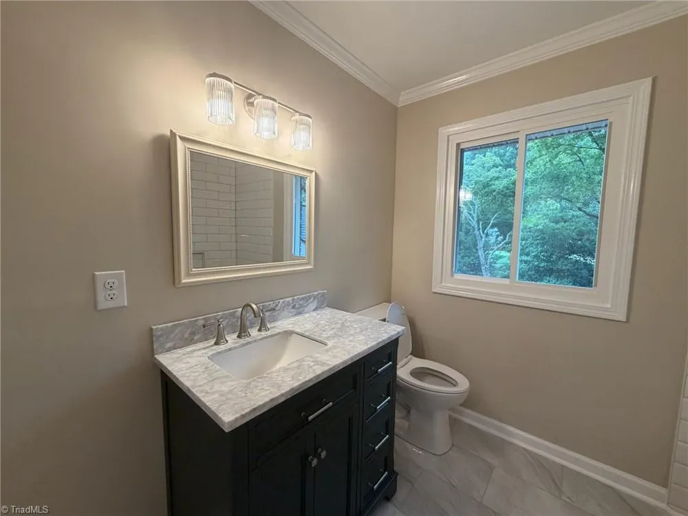 2701 Tudor Road Winston-Salem, NC 27106