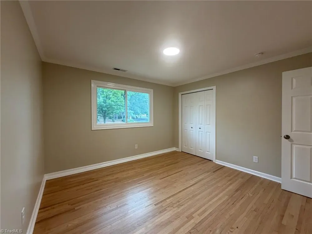 2701 Tudor Road Winston-Salem, NC 27106