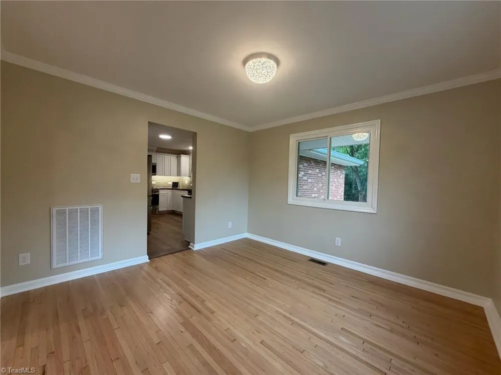 2701 Tudor Road Winston-Salem, NC 27106