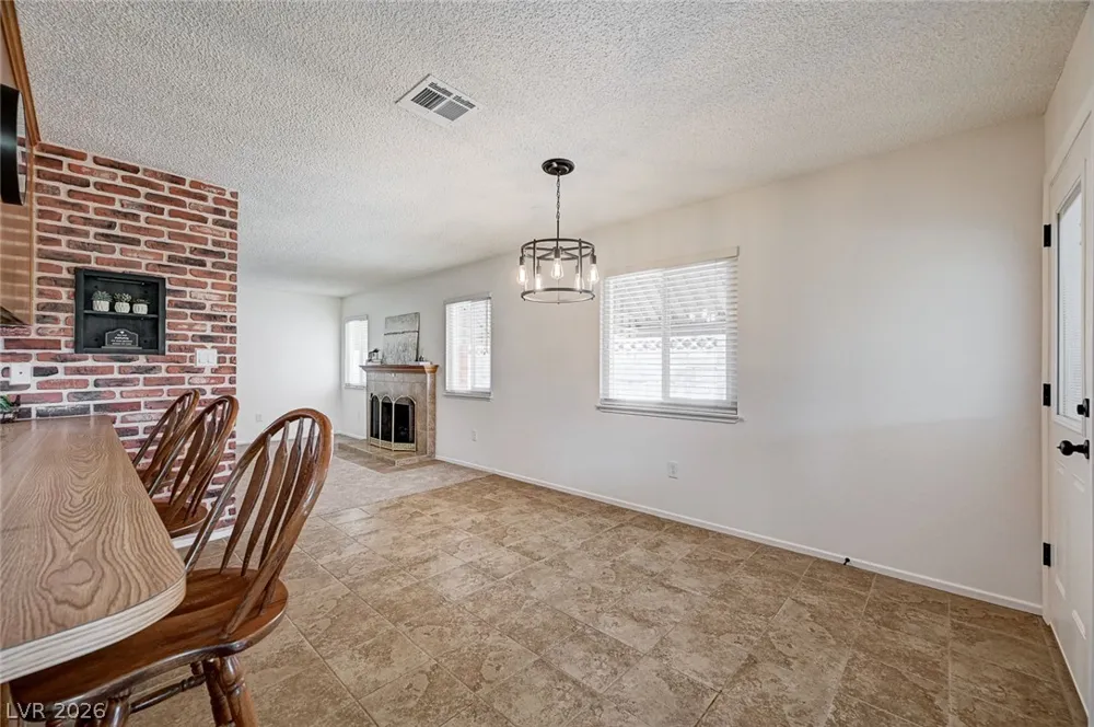 4670 Marnell Drive Las Vegas, NV 89121