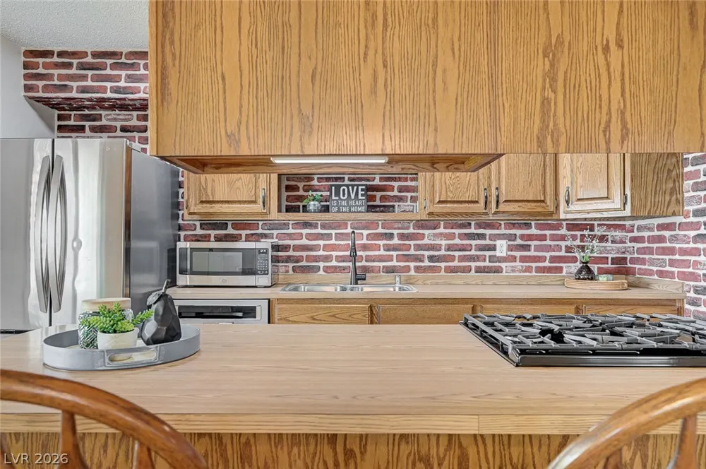 4670 Marnell Drive Las Vegas, NV 89121