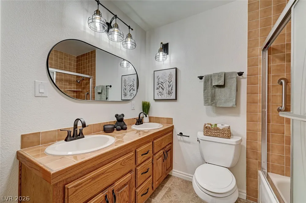 4670 Marnell Drive Las Vegas, NV 89121