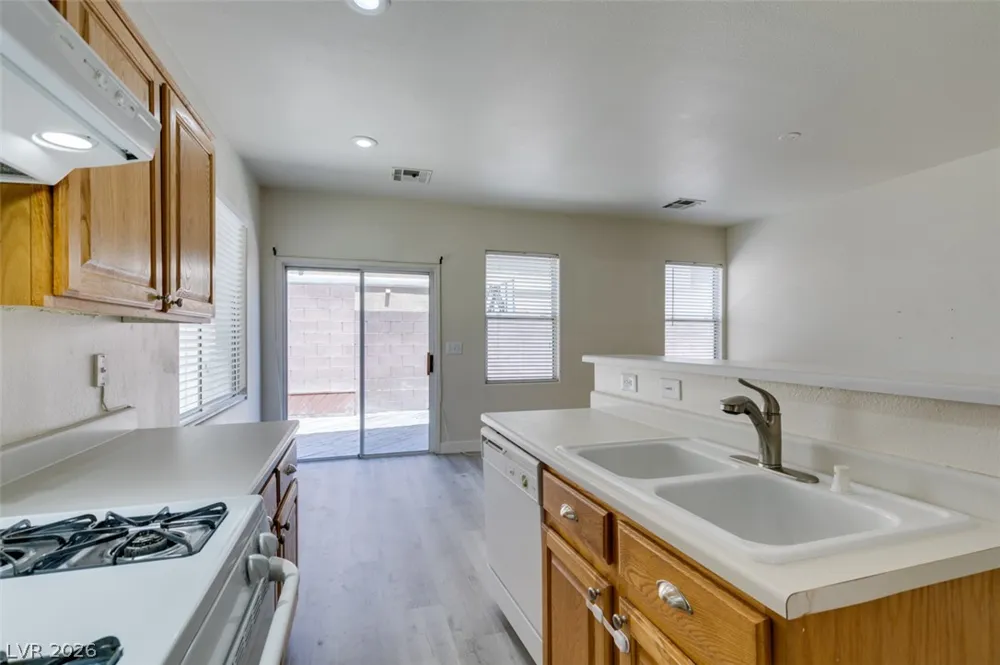 5938 Sakhalin Avenue Las Vegas, NV 89139