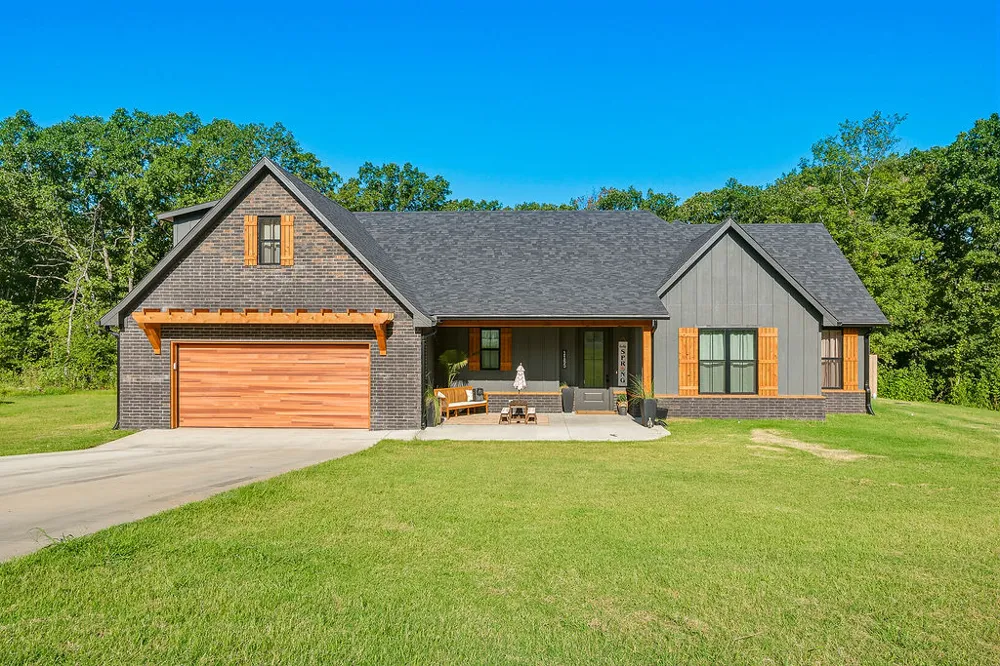 1165 Green Turtle Circle Ada, OK 74820