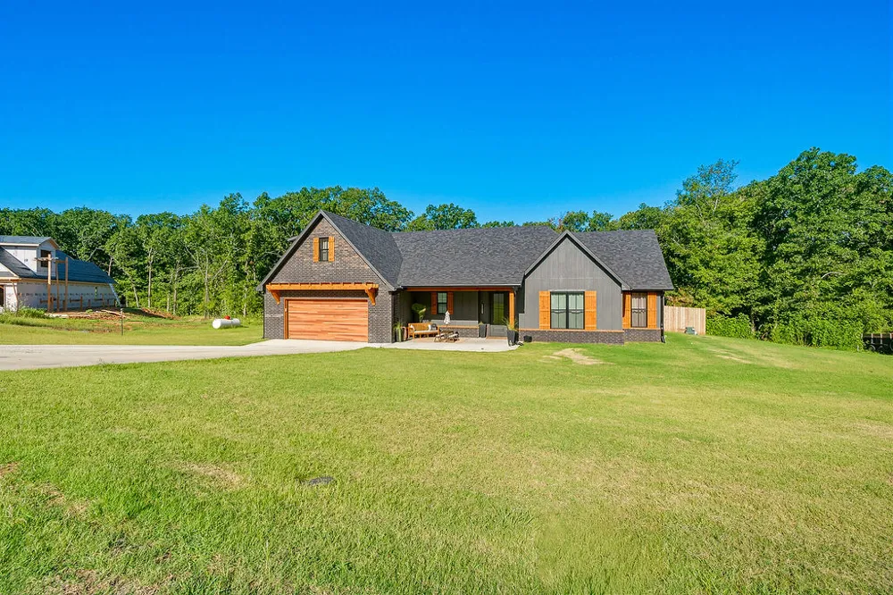1165 Green Turtle Circle Ada, OK 74820