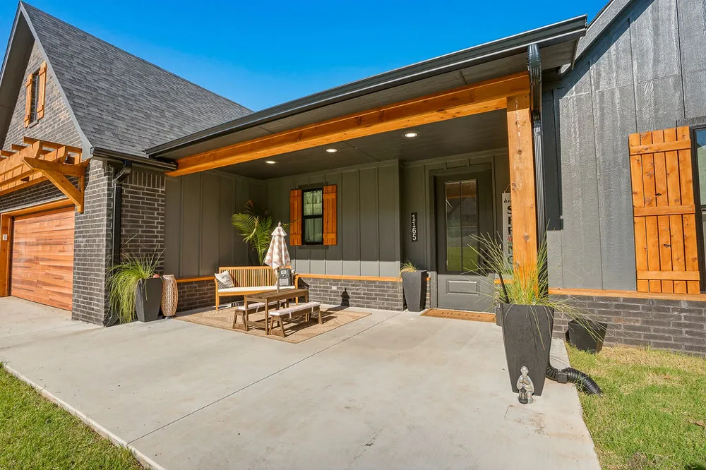 1165 Green Turtle Circle Ada, OK 74820