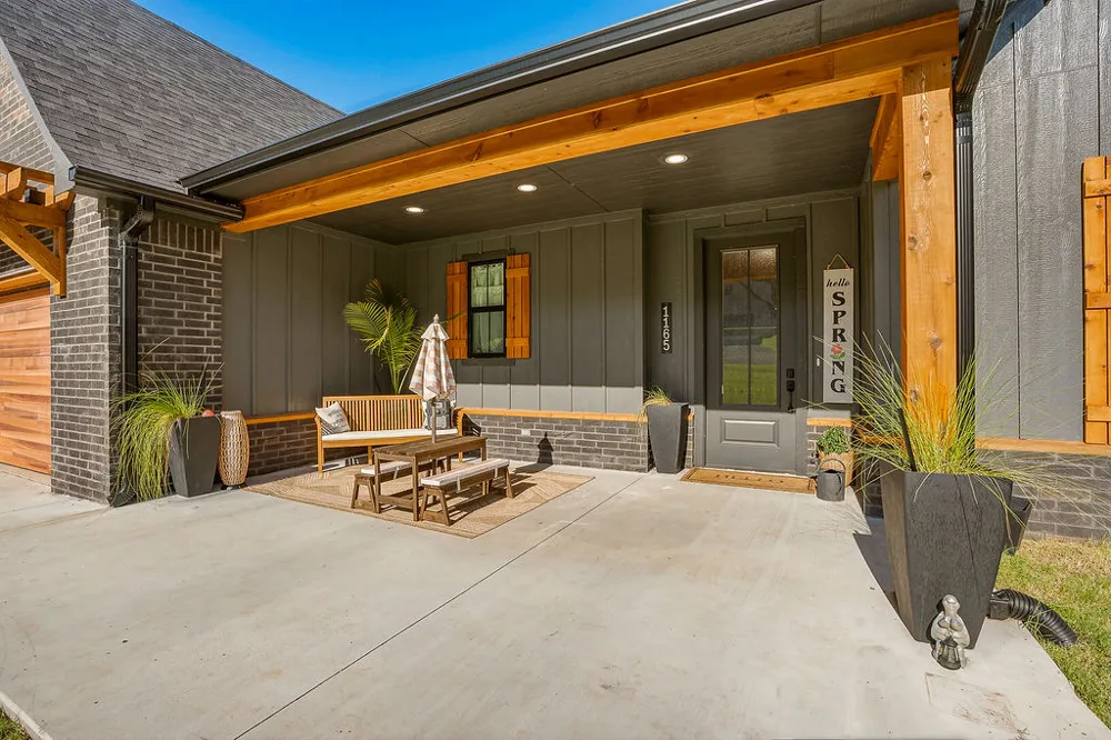 1165 Green Turtle Circle Ada, OK 74820