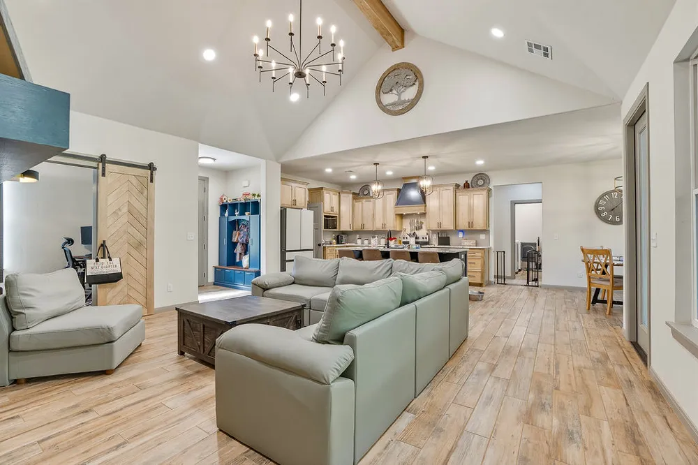 1165 Green Turtle Circle Ada, OK 74820