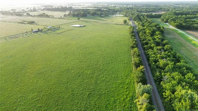 30400 E 760 ROAD Wagoner, OK 74467