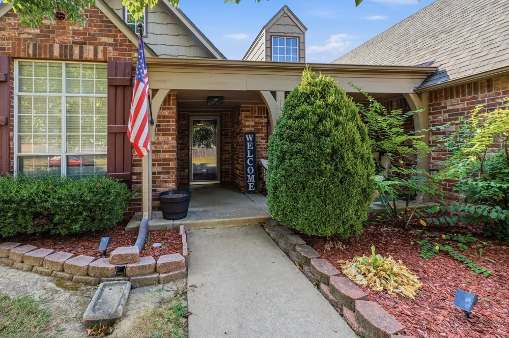 11608 E 102nd Street Owasso, OK 74055