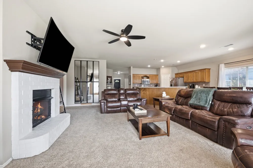 11608 E 102nd Street Owasso, OK 74055
