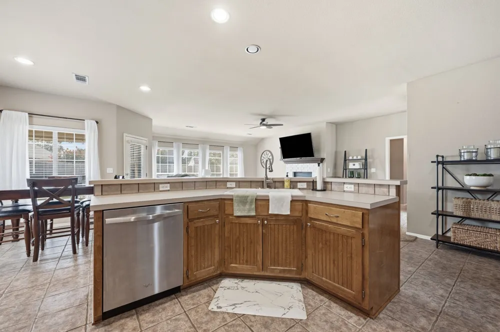11608 E 102nd Street Owasso, OK 74055