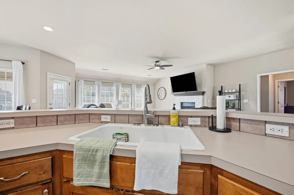 11608 E 102nd Street Owasso, OK 74055
