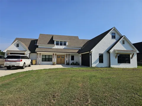 1482 Darlene Lane