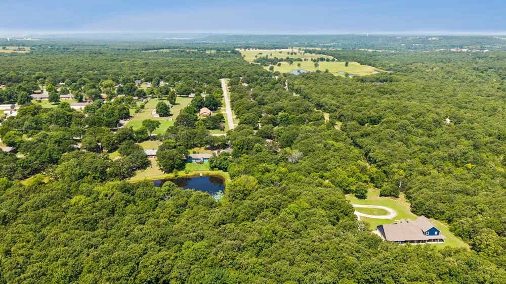 3199 Mistletoe Road Sand Springs, OK 74063