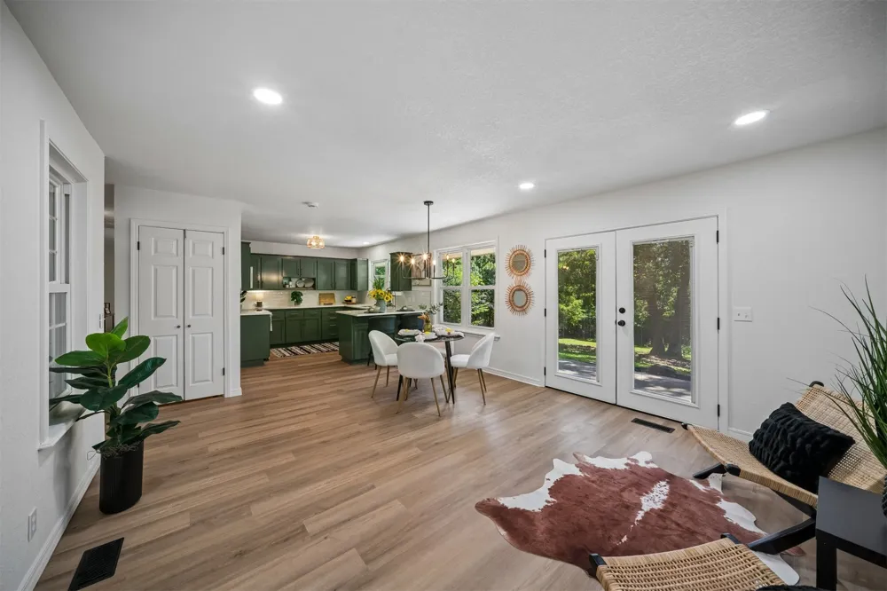 3199 Mistletoe Road Sand Springs, OK 74063
