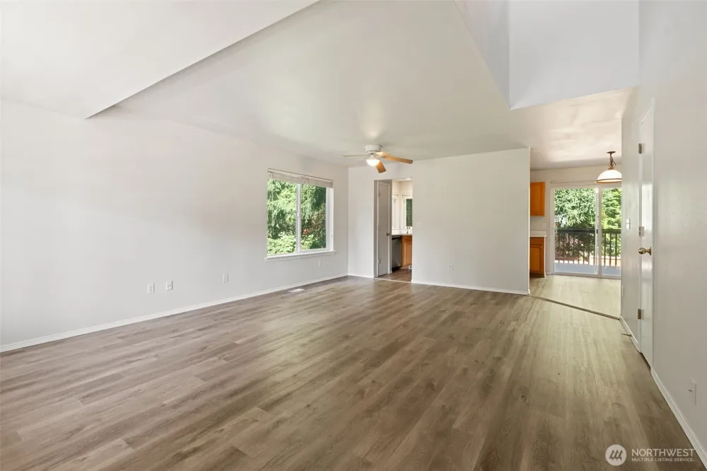 13211 89th Avenue Ct E Puyallup, WA 98373