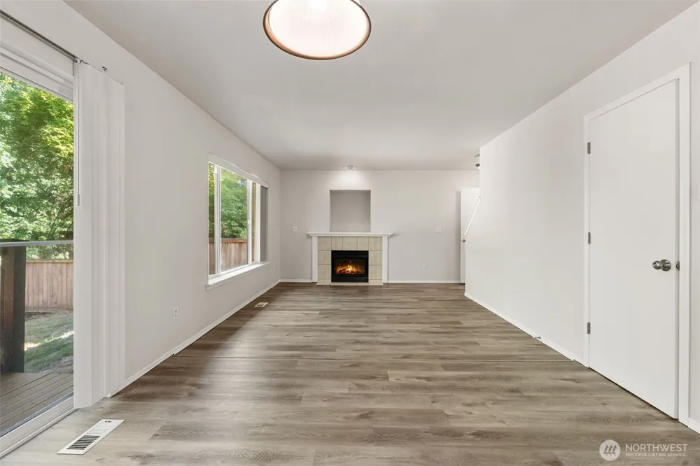 13211 89th Avenue Ct E Puyallup, WA 98373