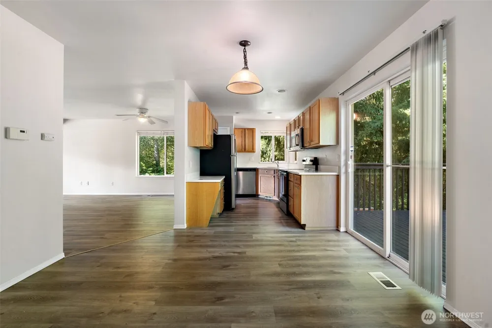 13211 89th Avenue Ct E Puyallup, WA 98373