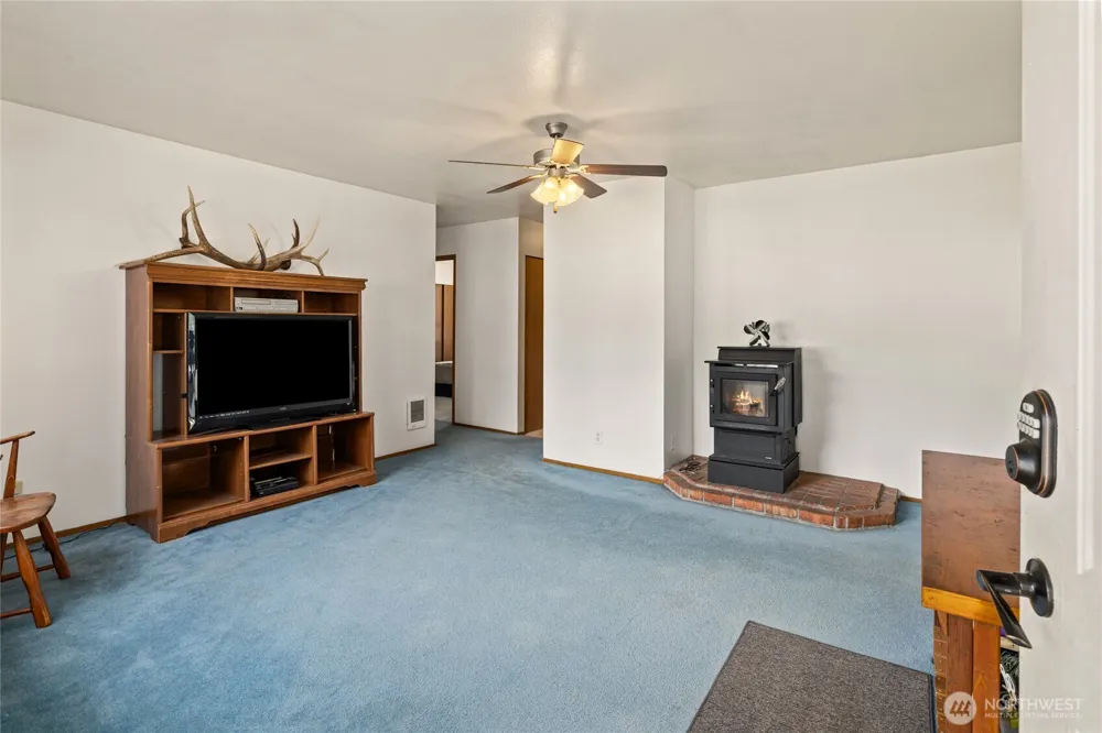 323 Madison Avenue South Cle Elum, WA 98943