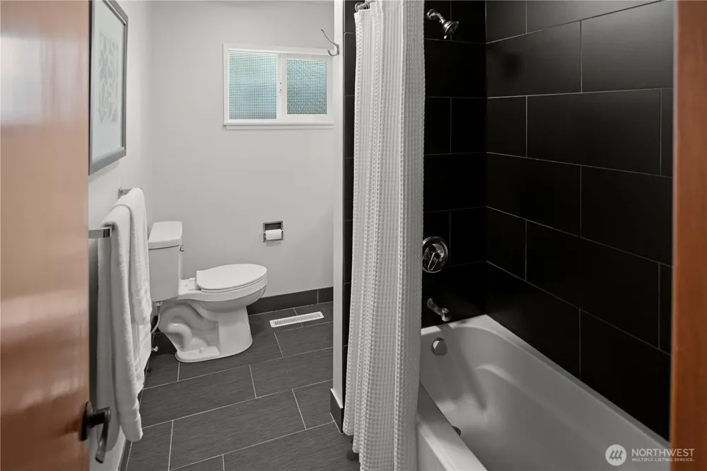263 171st Street Shoreline, WA 98133