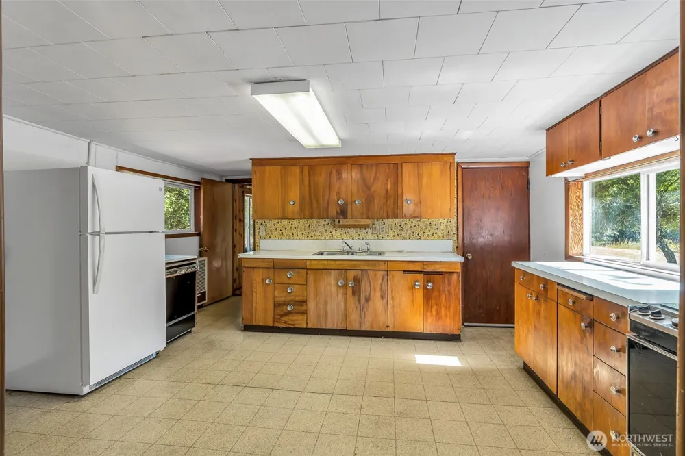 405 ITALIAN CREEK ROAD Kalama, WA 98625