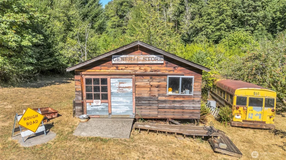 405 ITALIAN CREEK ROAD Kalama, WA 98625