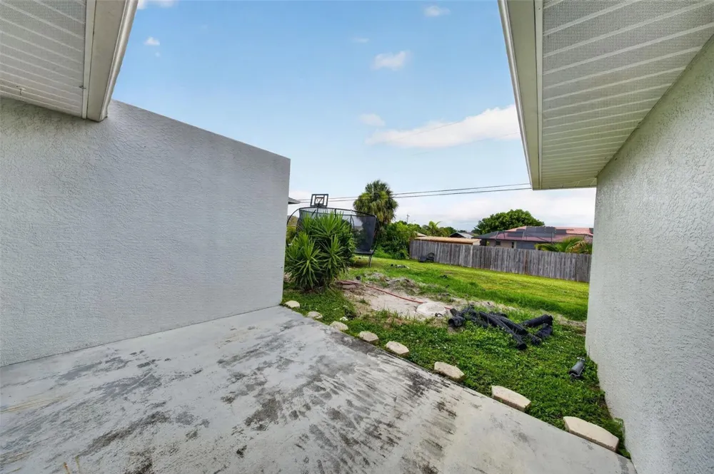 1223/1225 NE 15TH LANE Cape Coral, FL 33909