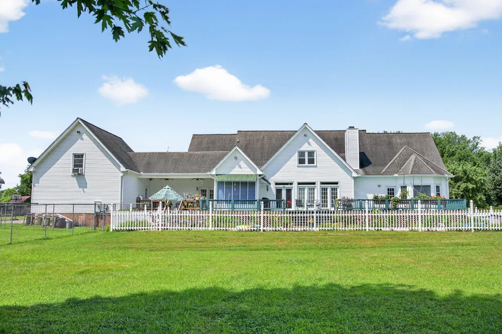 2236 New Hope Rd Hendersonville, TN 37075