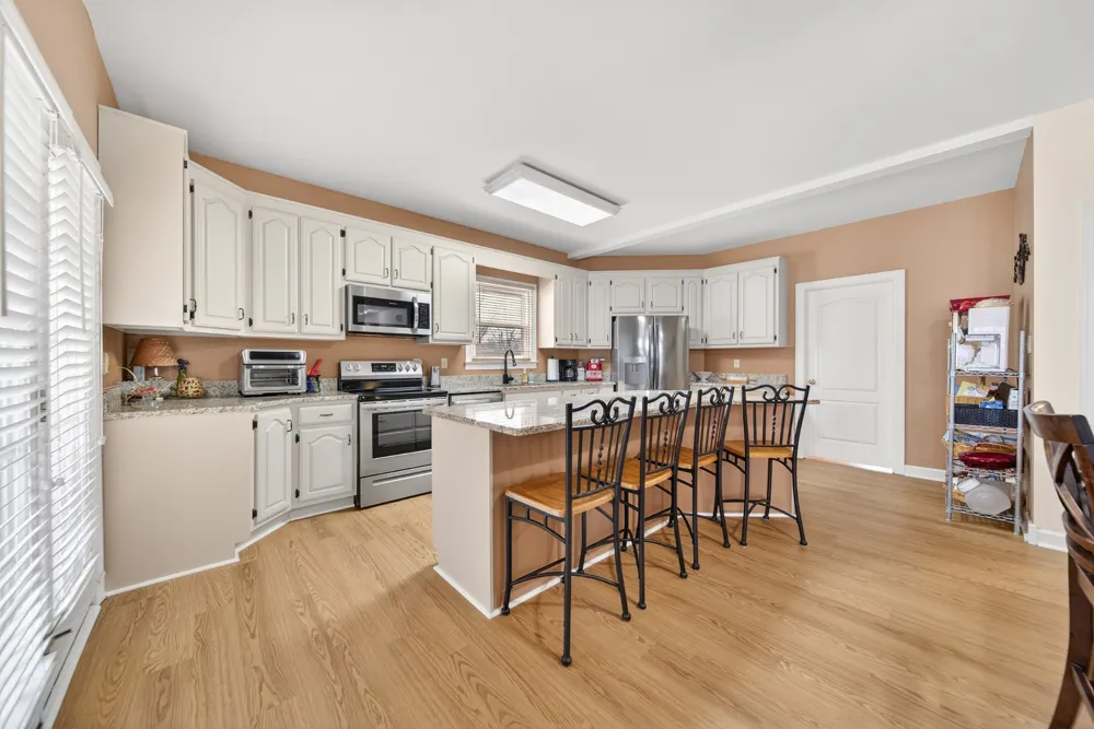 2236 New Hope Rd Hendersonville, TN 37075