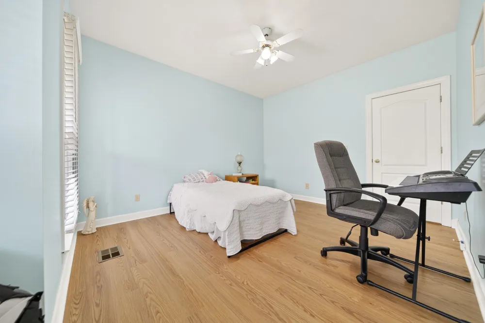 2236 New Hope Rd Hendersonville, TN 37075