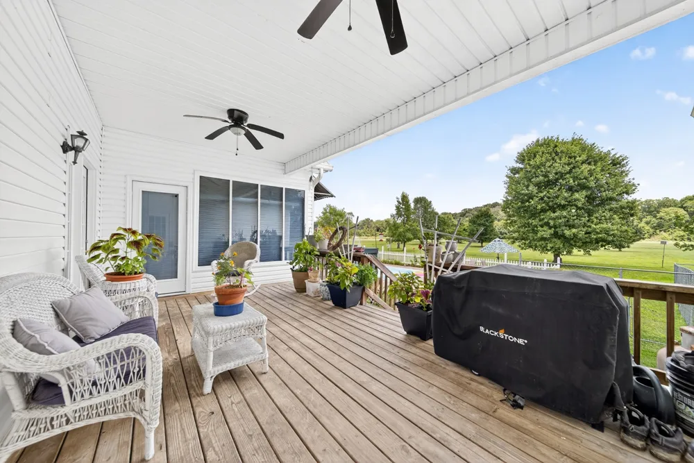2236 New Hope Rd Hendersonville, TN 37075