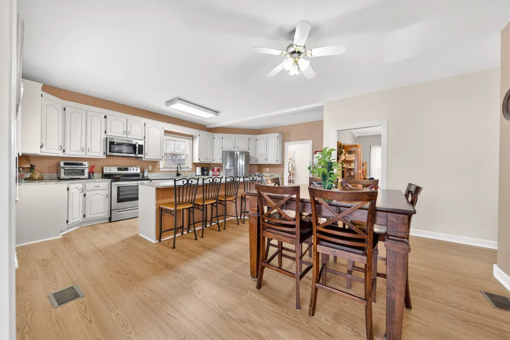 2236 New Hope Rd Hendersonville, TN 37075