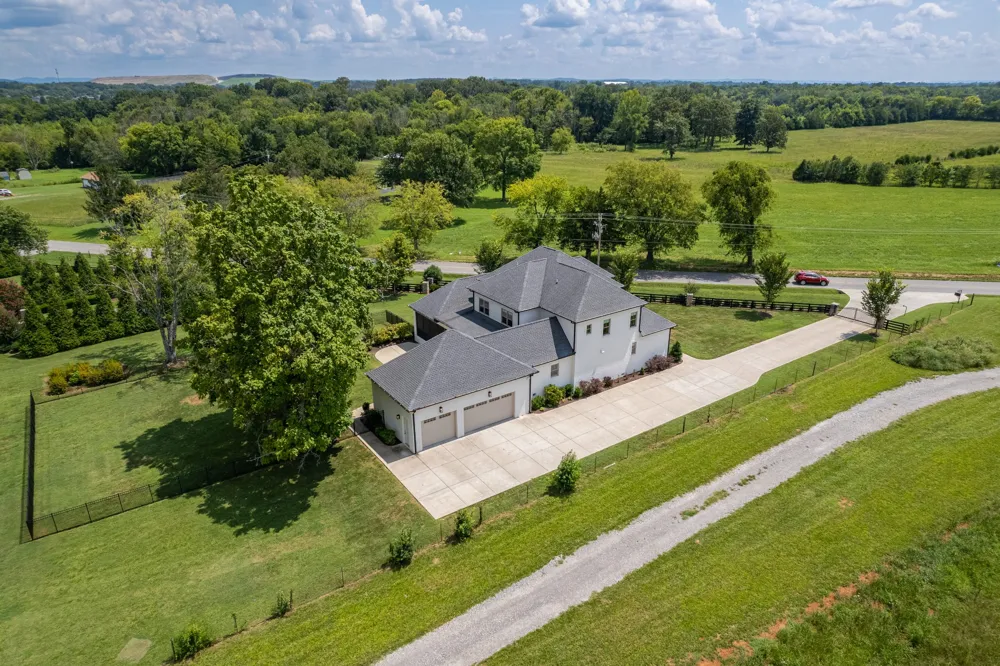 2070 Swamp Leanna Rd Murfreesboro, TN 37129