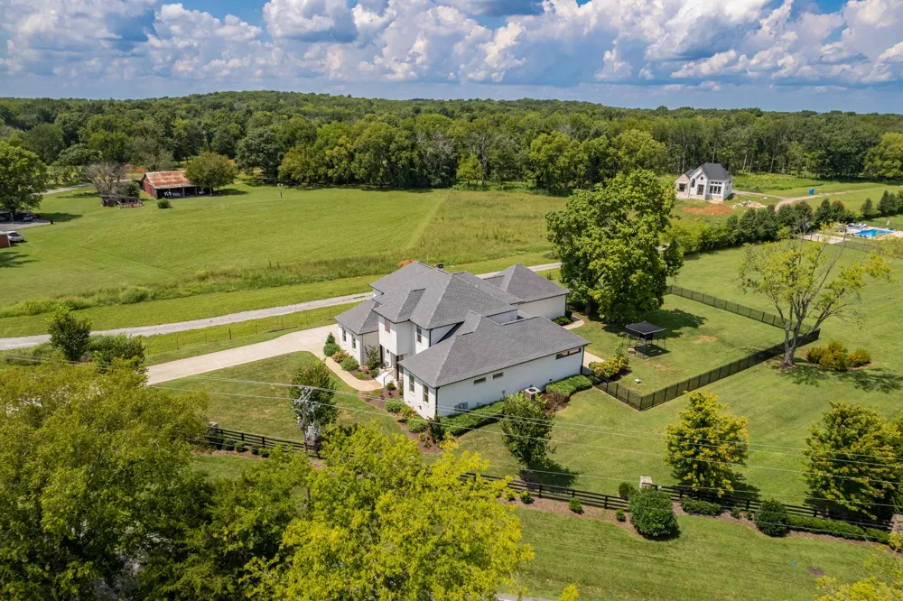 2070 Swamp Leanna Rd Murfreesboro, TN 37129