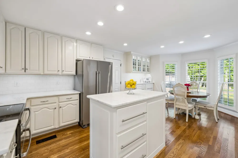 100 Deerfield Dr Columbia, TN 38401