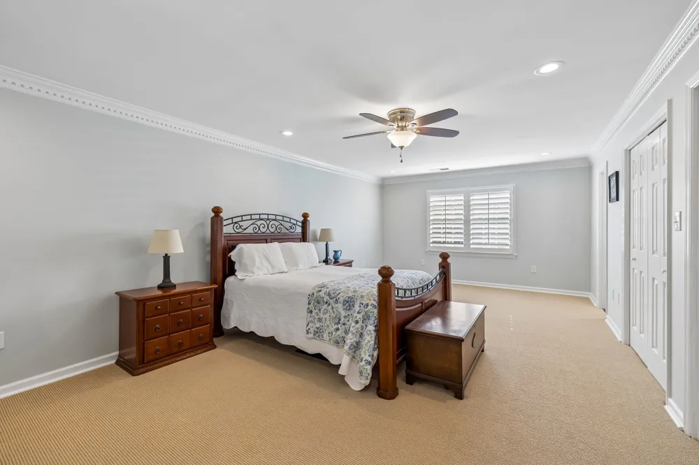 100 Deerfield Dr Columbia, TN 38401