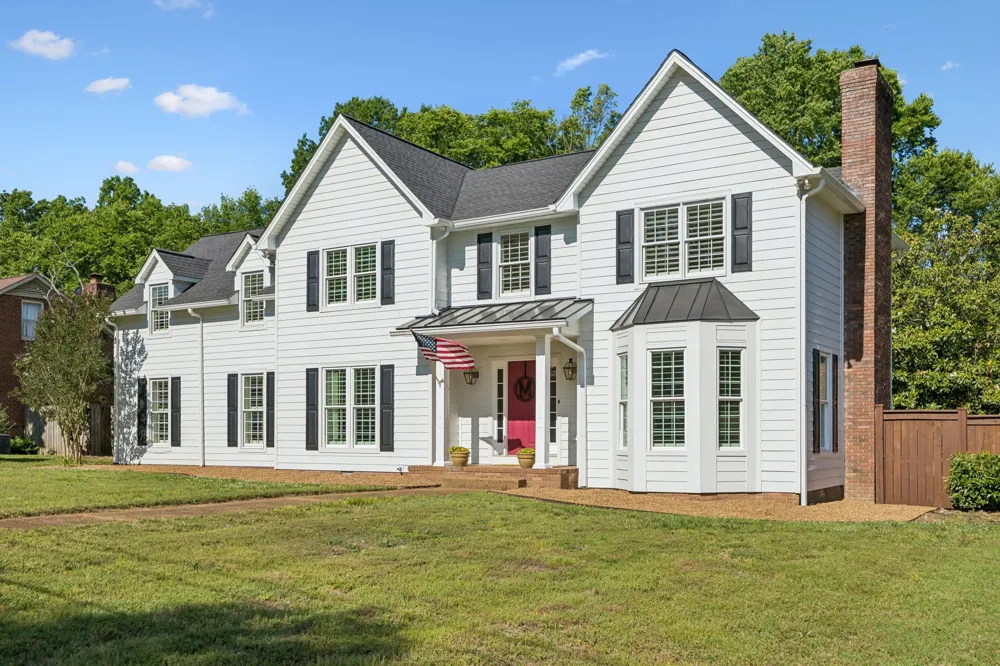 100 Deerfield Dr Columbia, TN 38401