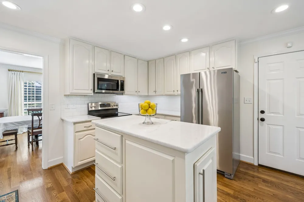 100 Deerfield Dr Columbia, TN 38401
