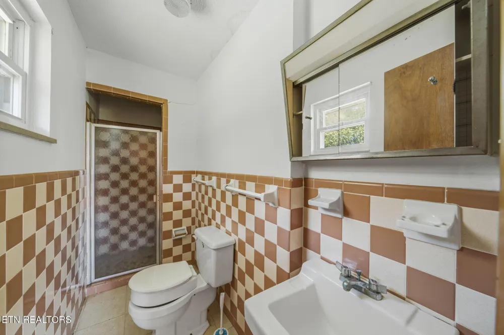 804 Maryville Hwy Seymour, TN 37865
