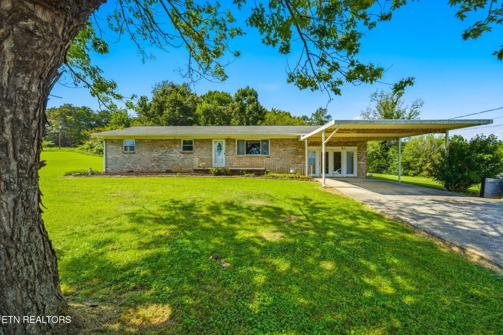 804 Maryville Hwy Seymour, TN 37865