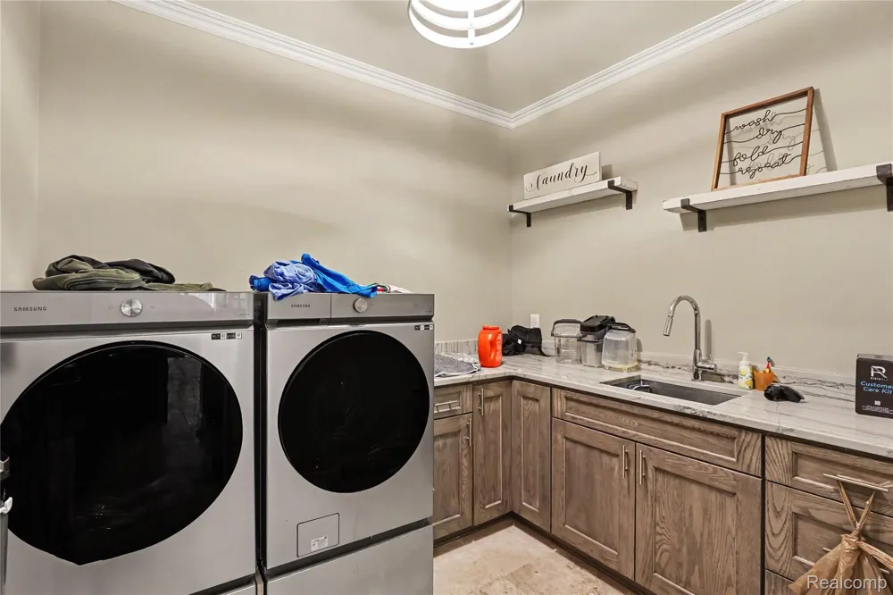 2442 Meadow Court Addison Township, MI 48367
