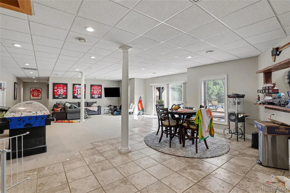 2442 Meadow Court Addison Township, MI 48367