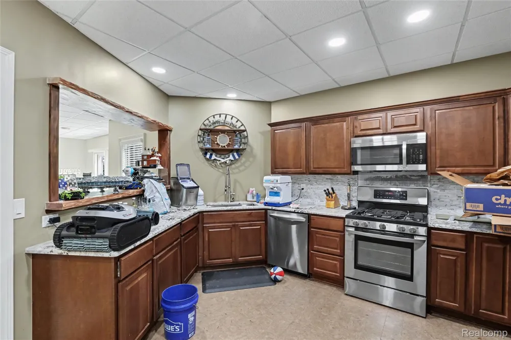 2442 Meadow Court Addison Township, MI 48367