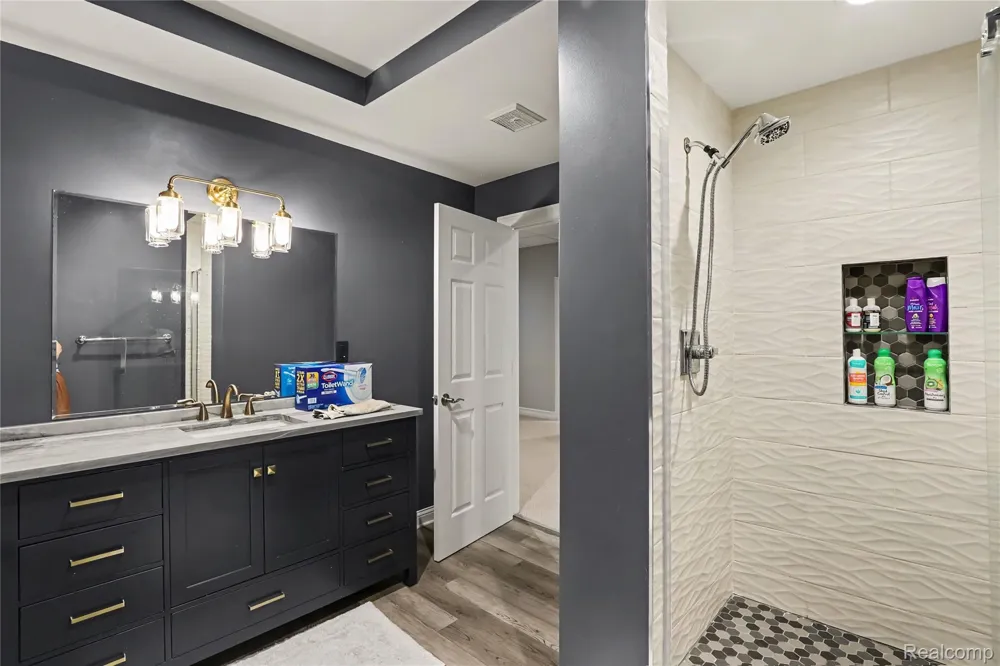 2442 Meadow Court Addison Township, MI 48367
