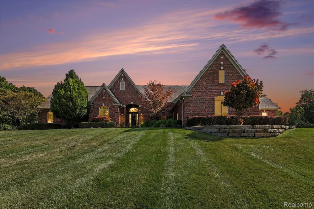 2442 Meadow Court Addison Township, MI 48367