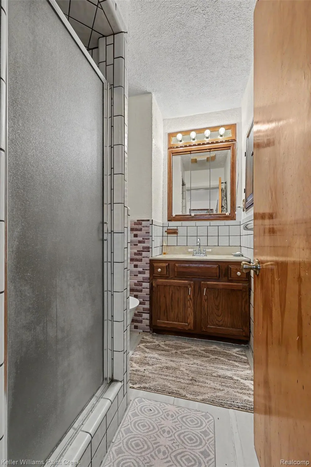 4959 IRWINDALE DRIVE Waterford Charter Township, MI 48328