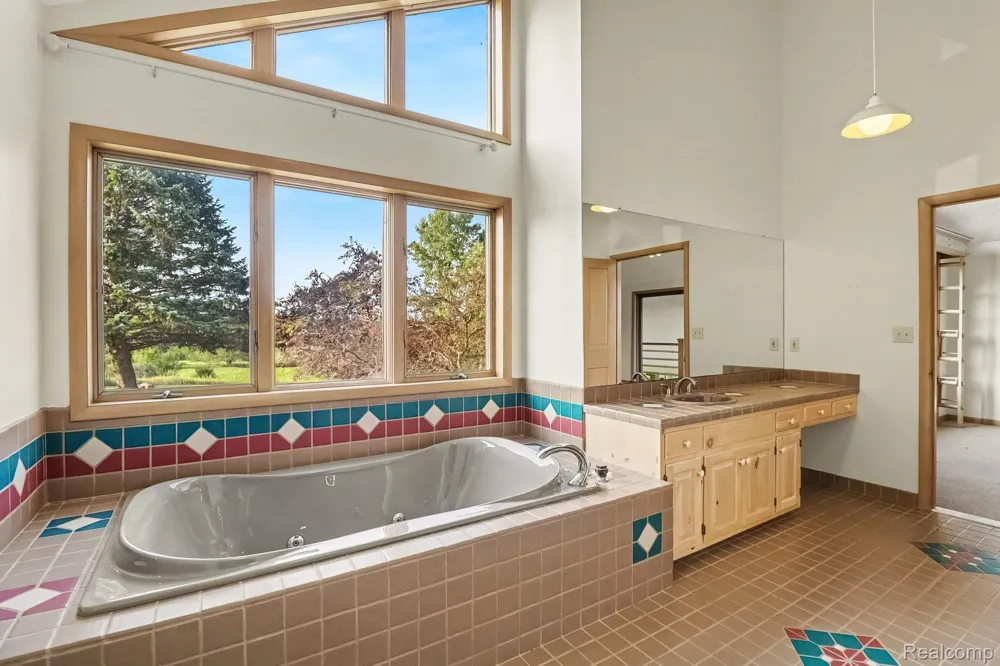 10250 Eagle Road Rose Township, MI 48350