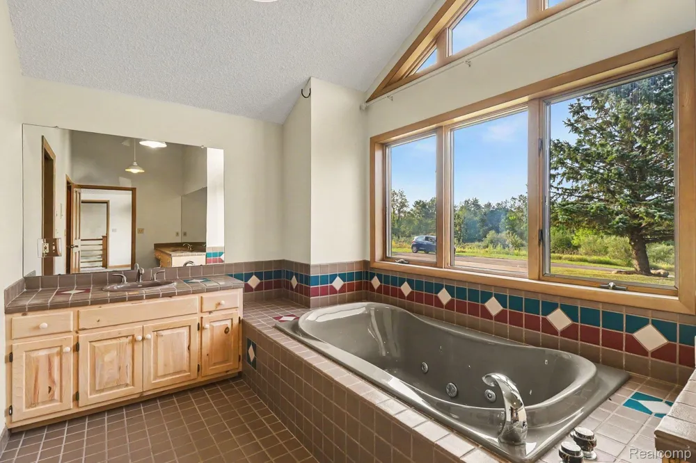 10250 Eagle Road Rose Township, MI 48350